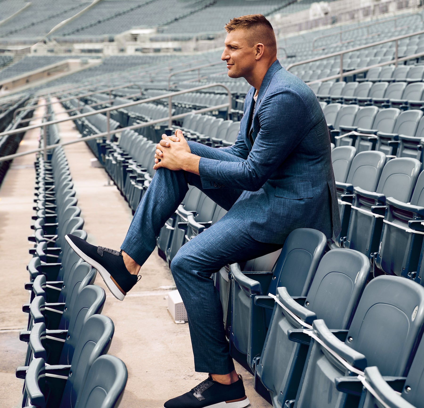 Wele to the wolf pack rob gronkowski wolf shepherd â wolf shepherd