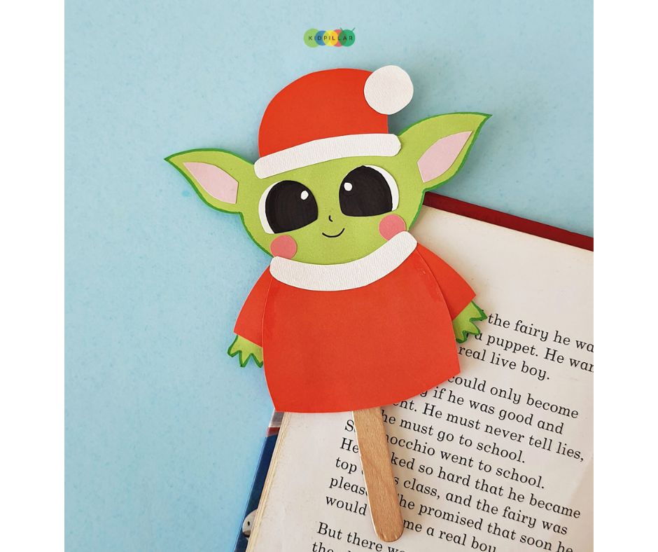 Baby yoda santa puppet with free template