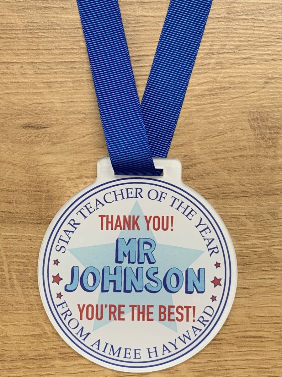 Personalised teacher medal star teaching assistant awardthank you gift present
