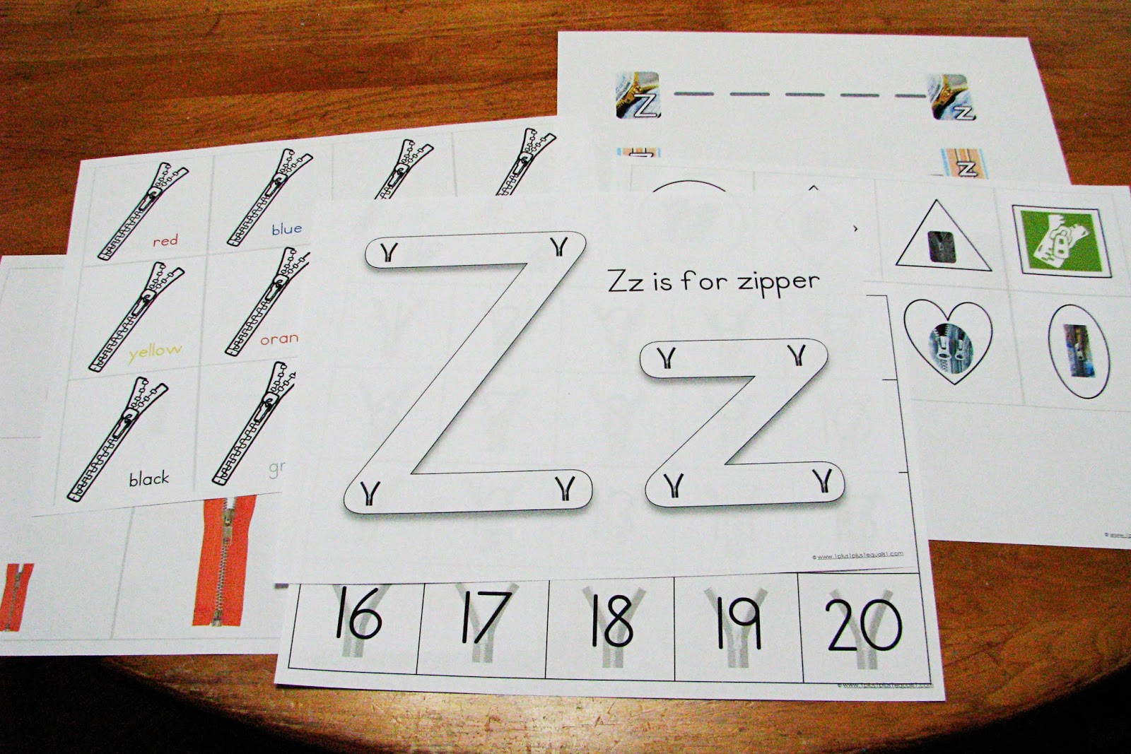 Mommys little helper letter zzipper preschool theme